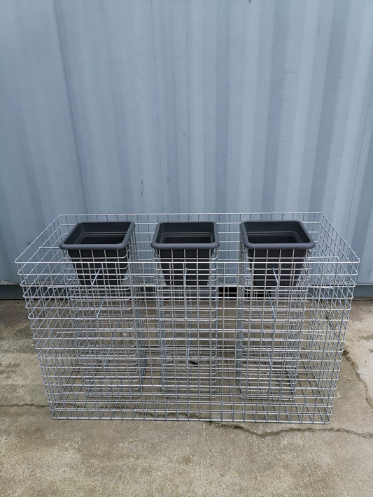 Colonne de fleurs 3 places, hauteur 82 cm surface de base 127 x 52 cm MW 5 x 5 cm, galvanisé à chaud, pot inclus