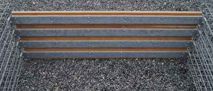 Panchina in gabbioni con 3 colonne di fiori - teak, 205 cm di lunghezza x 60 cm di altezza x 37 cm di profondità, zincata a caldo, MW 5 x 5 cm