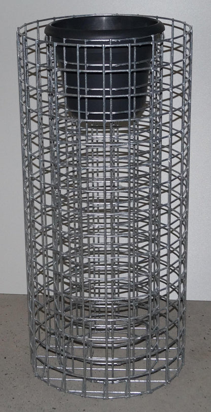 Colonna di fiori Altezza 82 cm rotonda, diametro 37 cm, MW 5 x 5 cm, zincata a caldo, vaso incluso.